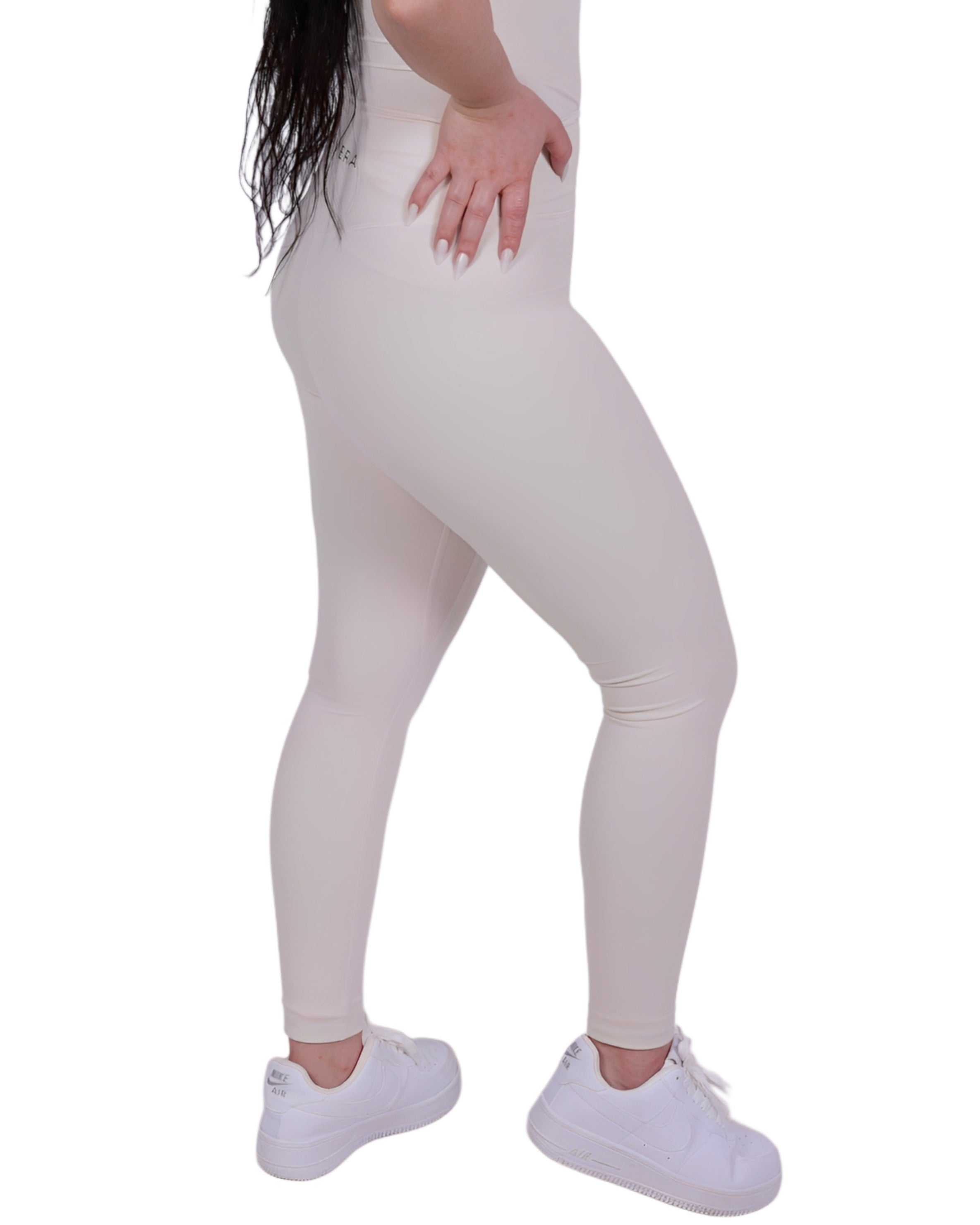 Second Skin™ Leggings Ivory – Figurbetont & Flexibel