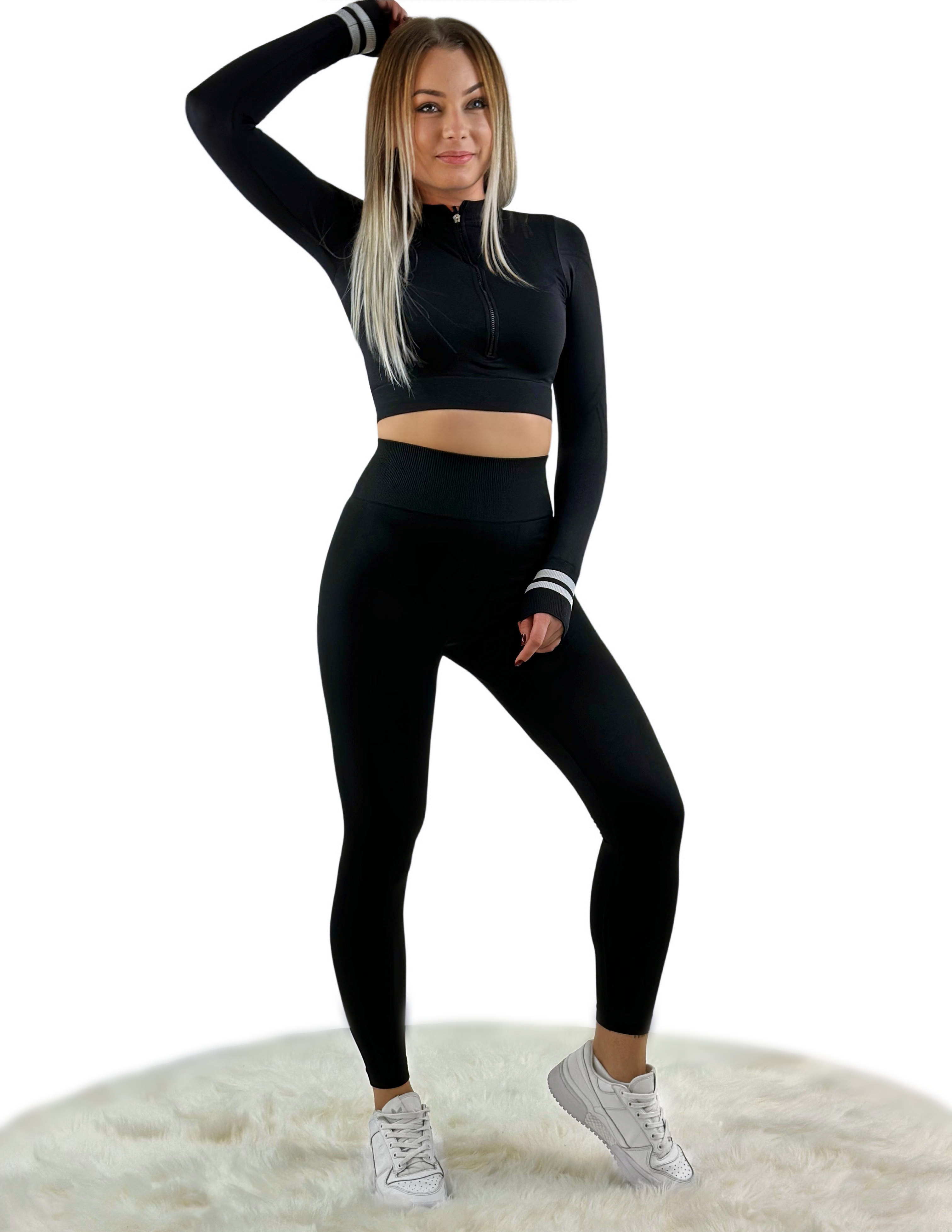 Smash Crop Top Black - Elegante Energie