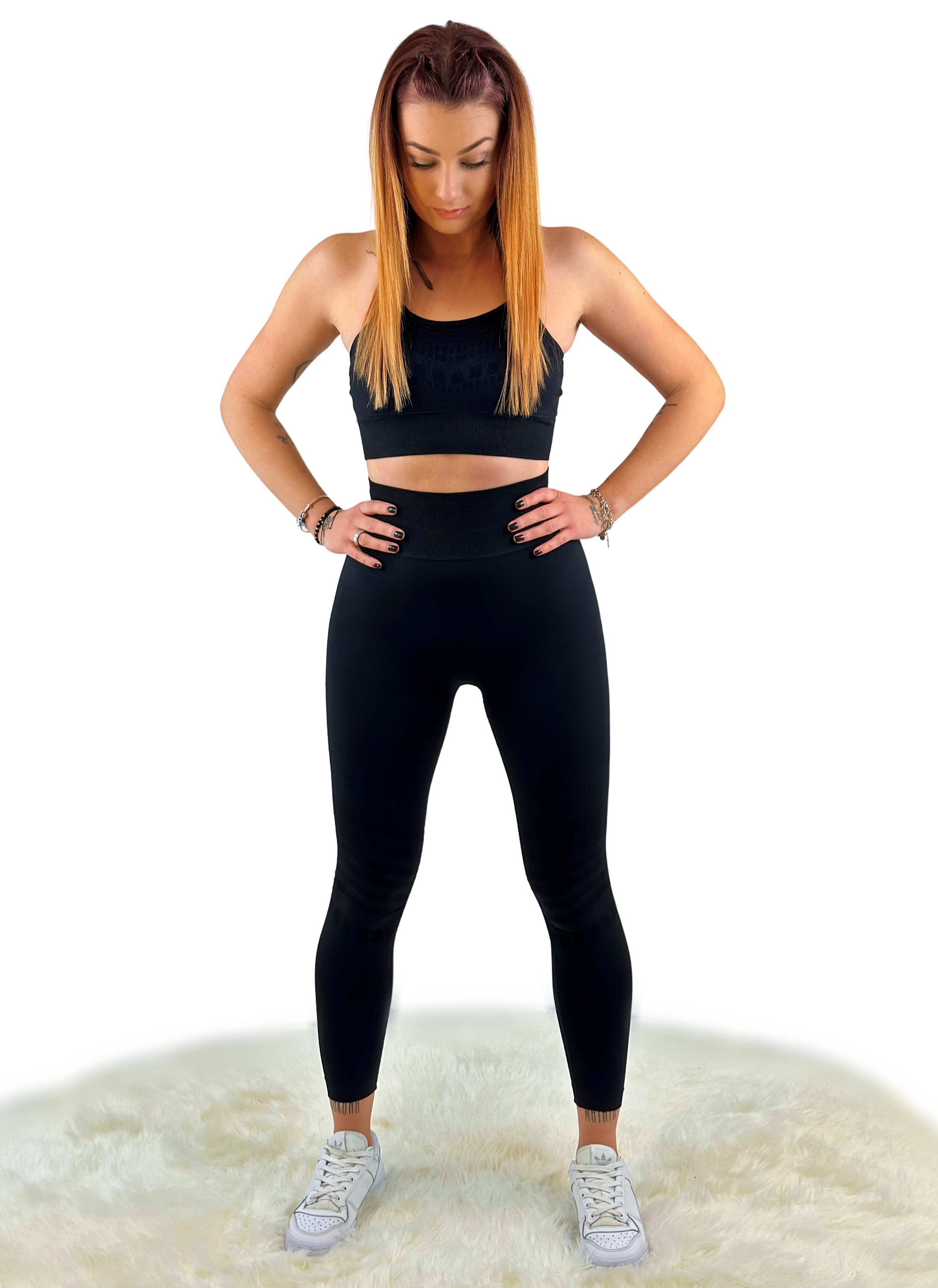 Vice  Crop Top - Black - Nahtloser Shape, Performance, Yoga & Luxus.