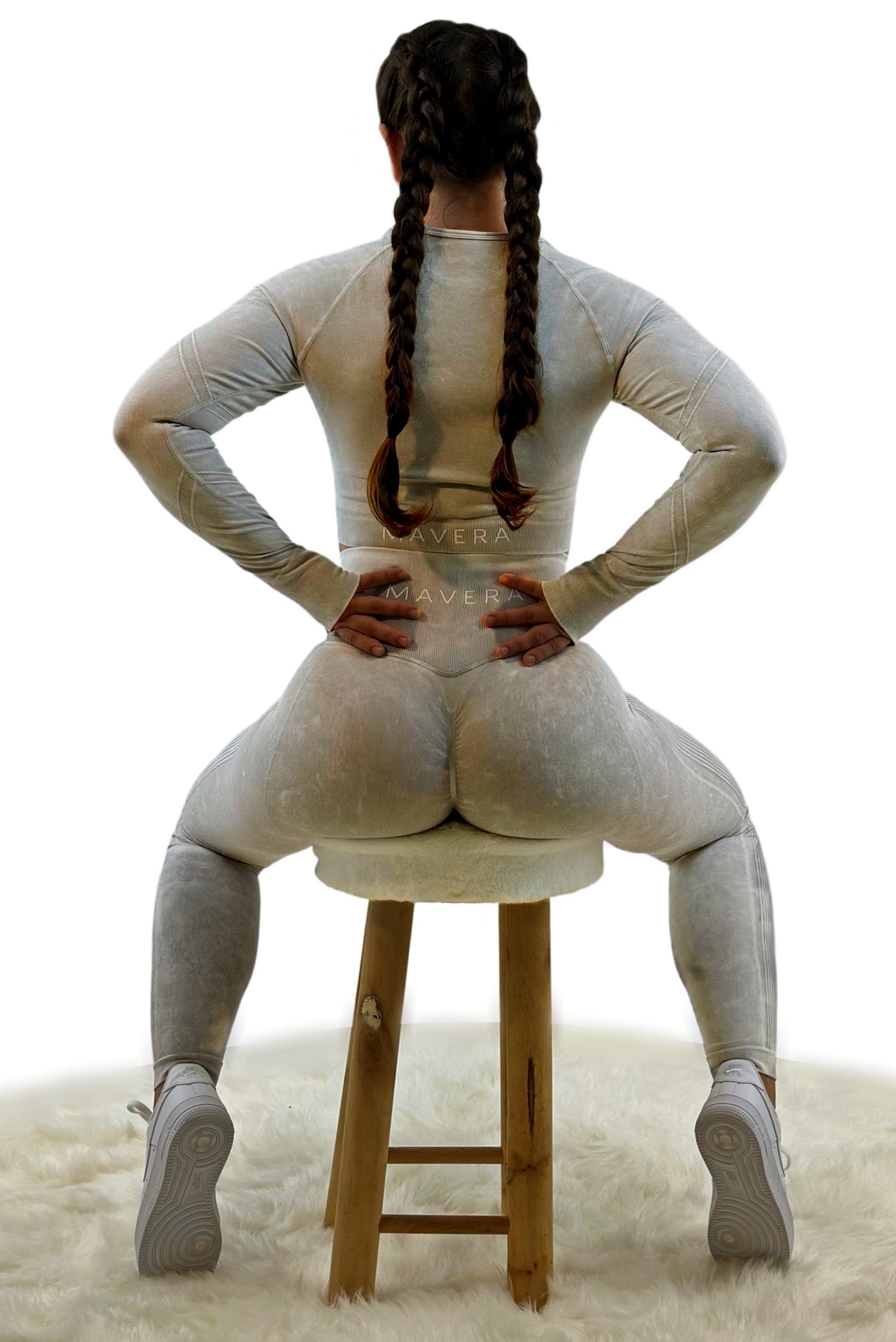 Nova Washed Out Premium Legging – Light Gray | Seamless, sculpting leggings with vintage wash and luxury performance