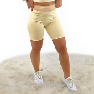 Rara Back Kurze Leggings - Khaki - „Nahtlos & weich – für Yoga, Fitness, Alltag.“