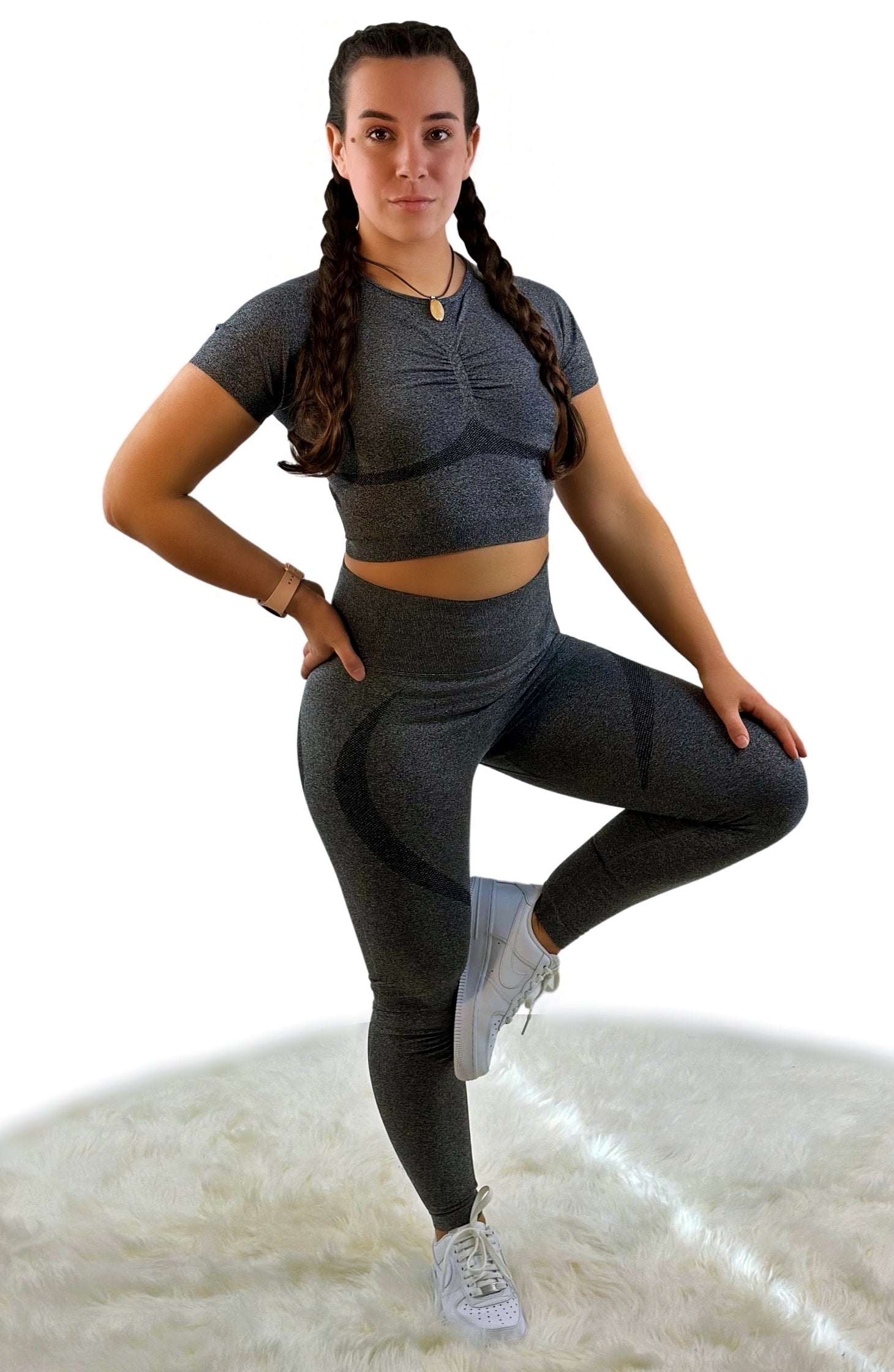 Premium Borealis Kollektion: Atmungsaktives, flexibles und leichtgewichtiges Activewear-Set für Frauen, ideal für Pilates und Hardcore-Workouts. Antibakteriell, antistatisch und aus hochwertigem Spandex/Nylon-Mix für ultimativen Komfort und Langlebigkeit
